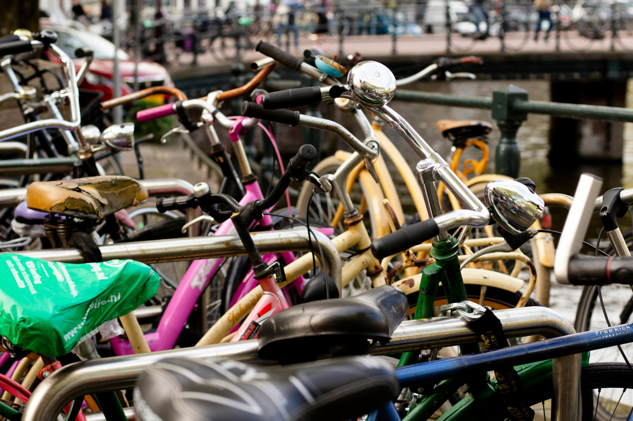 Días de ahorro en bicicleterías. Foto: Unsplash.