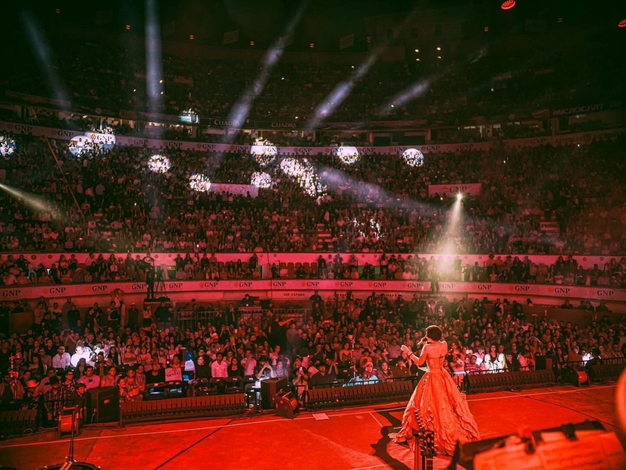 Ángela Aguilar en un show en vivo. Foto: Instagram.