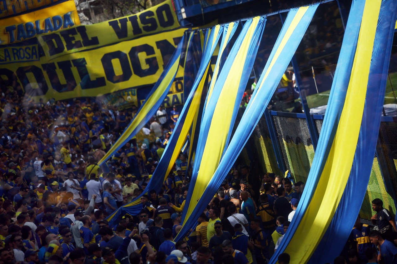 El color de los hinchas de Boca en el Superclásico. Foto: Reuters