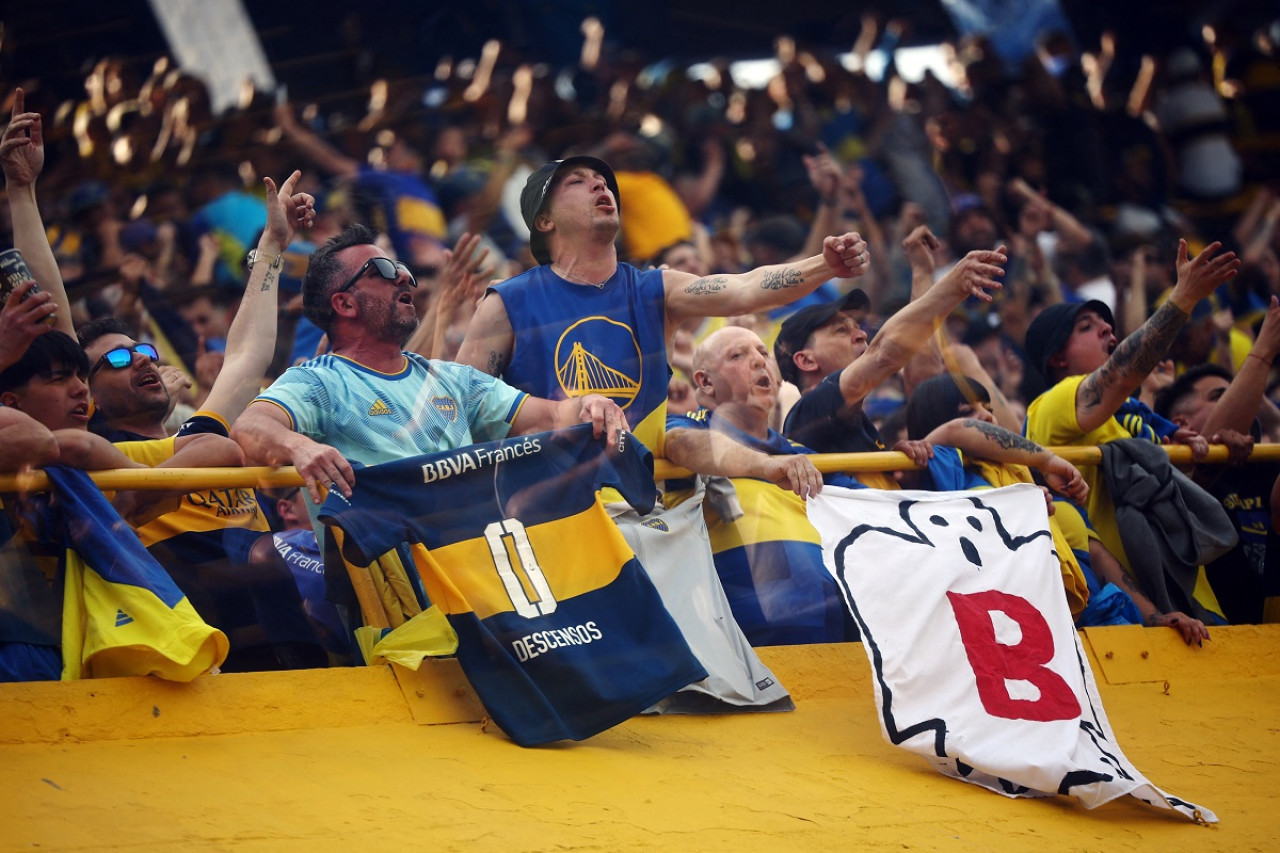 El color de los hinchas de Boca en el Superclásico. Foto: Reuters