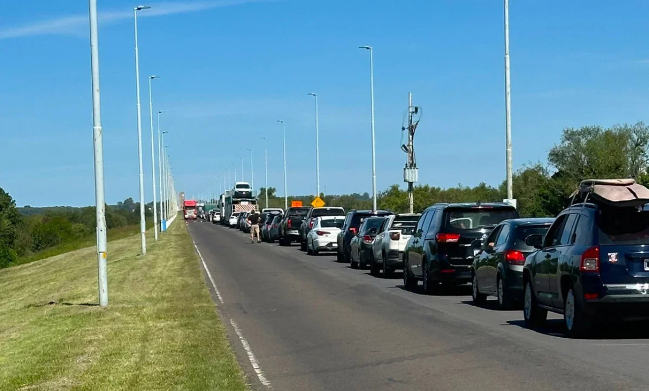 Viajar a Uruguay en auto desde Argentina. Foto: NA.