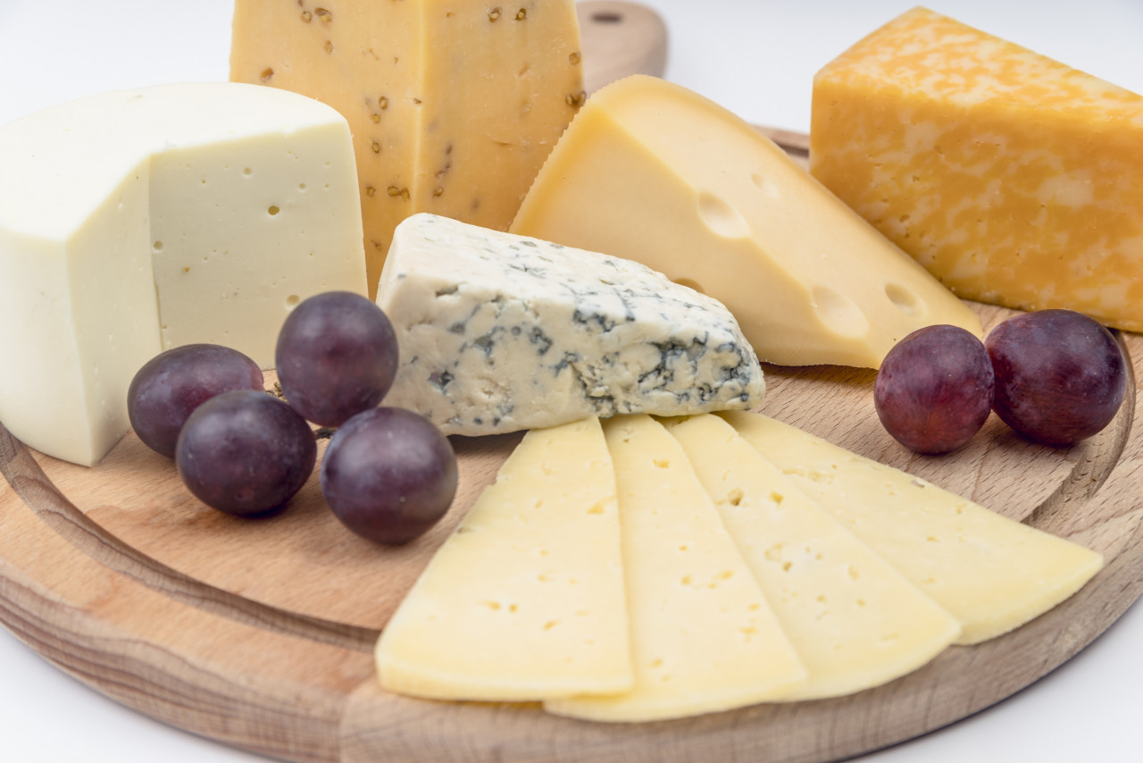 Quesos, queso, roquefort. Foto: Freepik.