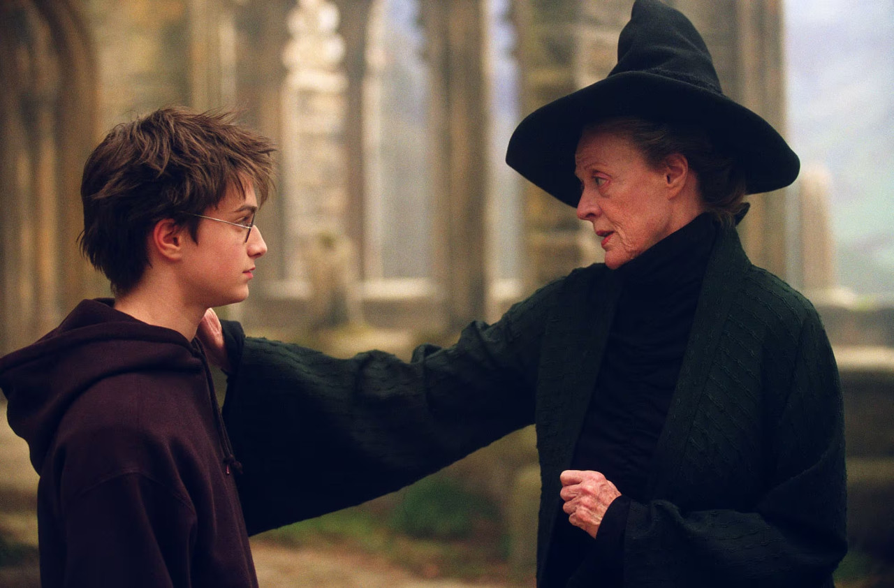 Maggie Smith en Harry Potter. Foto: Captura.