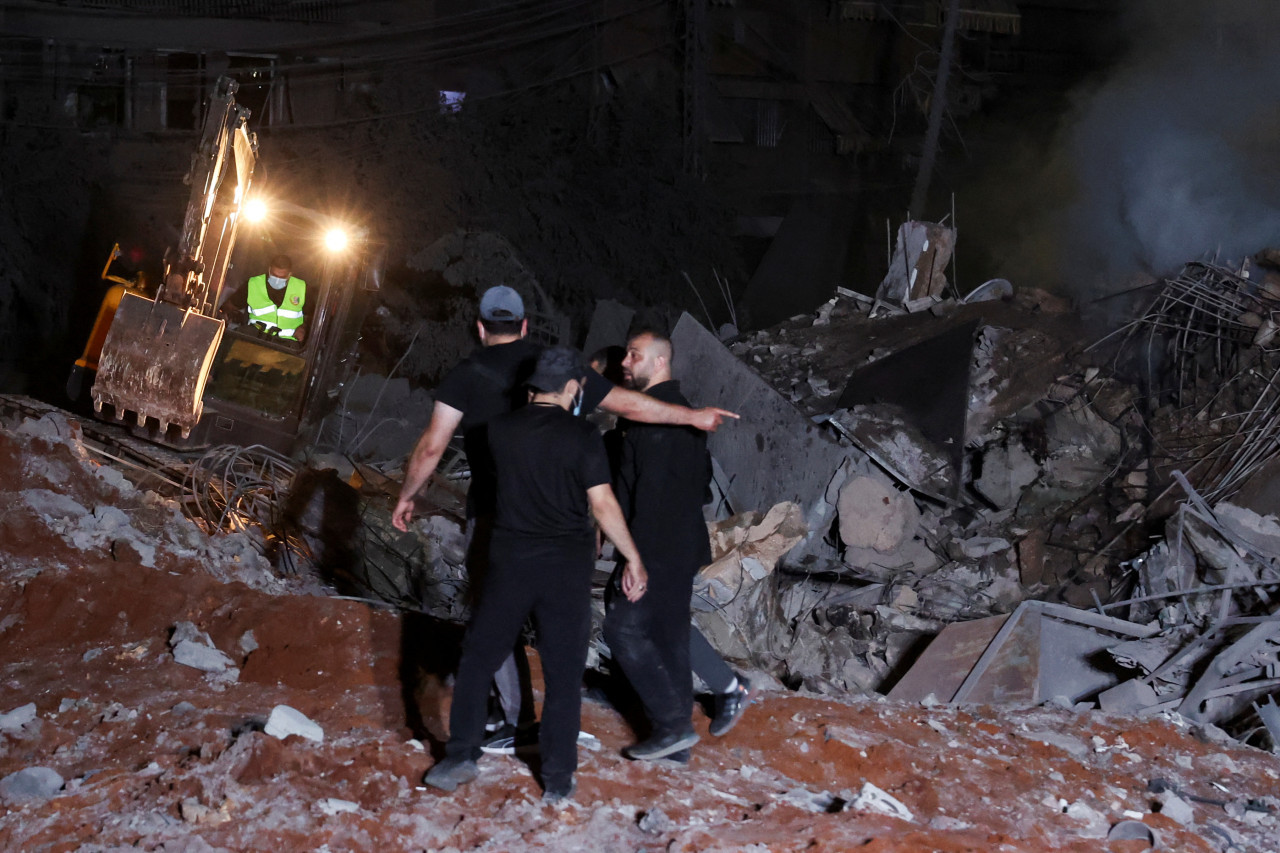 Bombardeo de Israel sobre Beirut, capital de El Líbano. Foto: REUTERS.