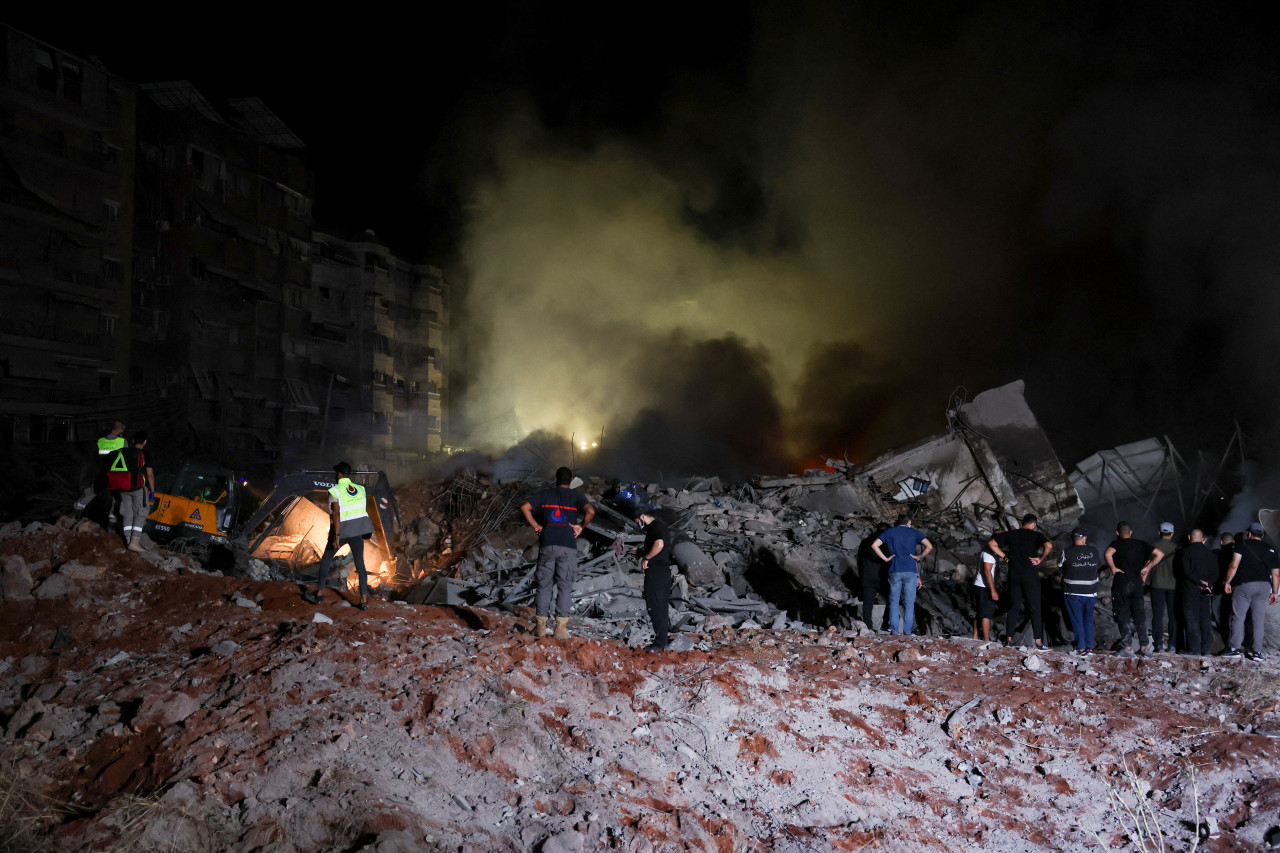 Bombardeo de Israel sobre Beirut, capital del Líbano. Foto: Reuters