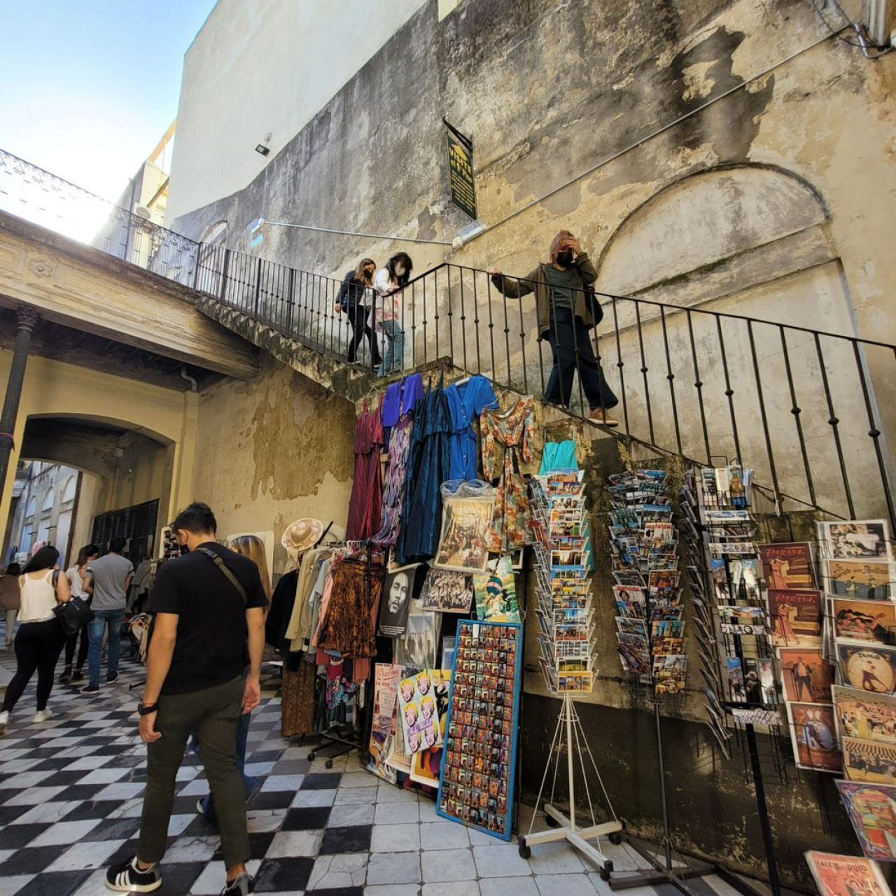 El Pasaje de la Defensa, San Telmo. Foto Instagram @casaezeiza