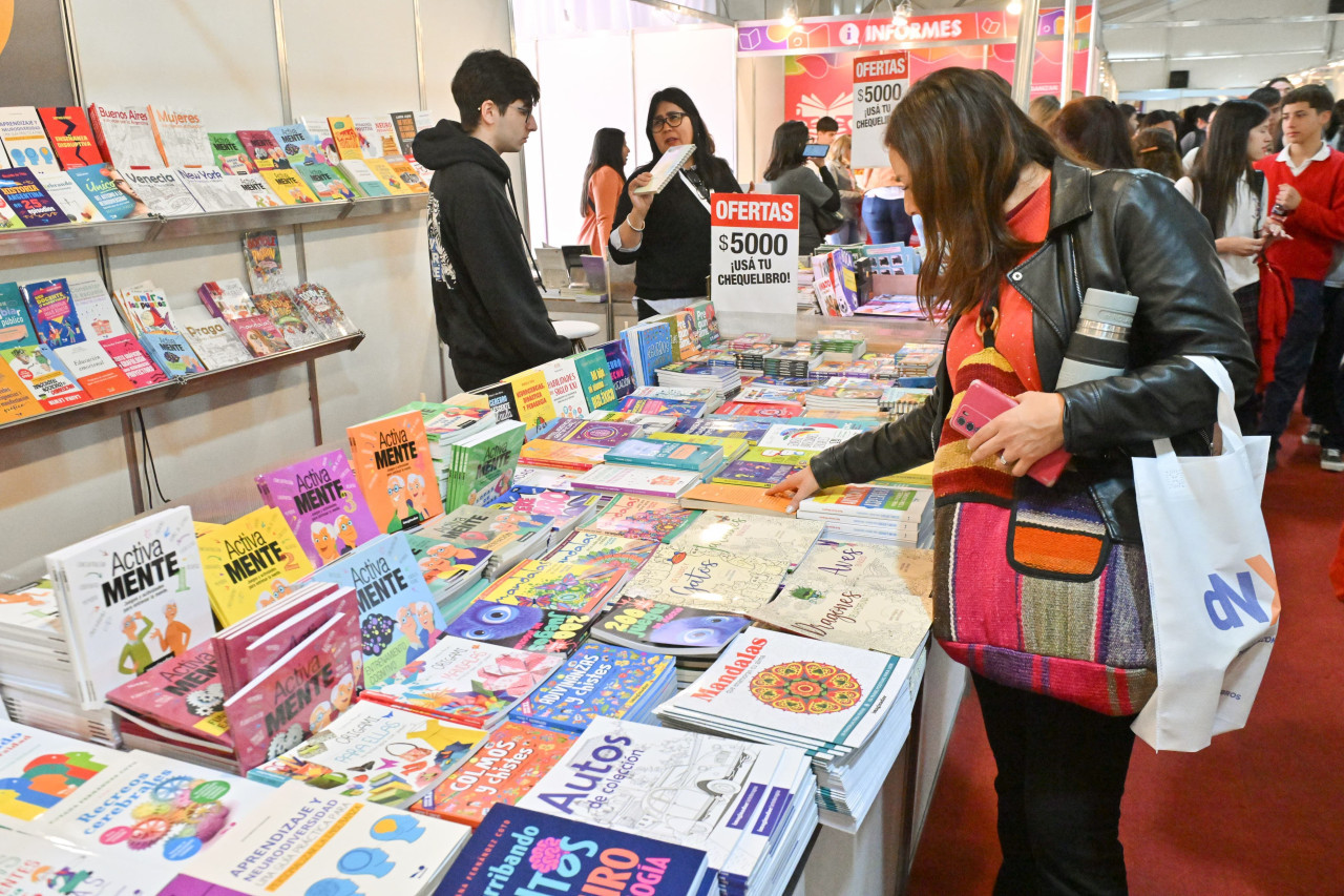 Quedó oficialmente inaugurada la Feria del Libro Malvinas Argentinas.