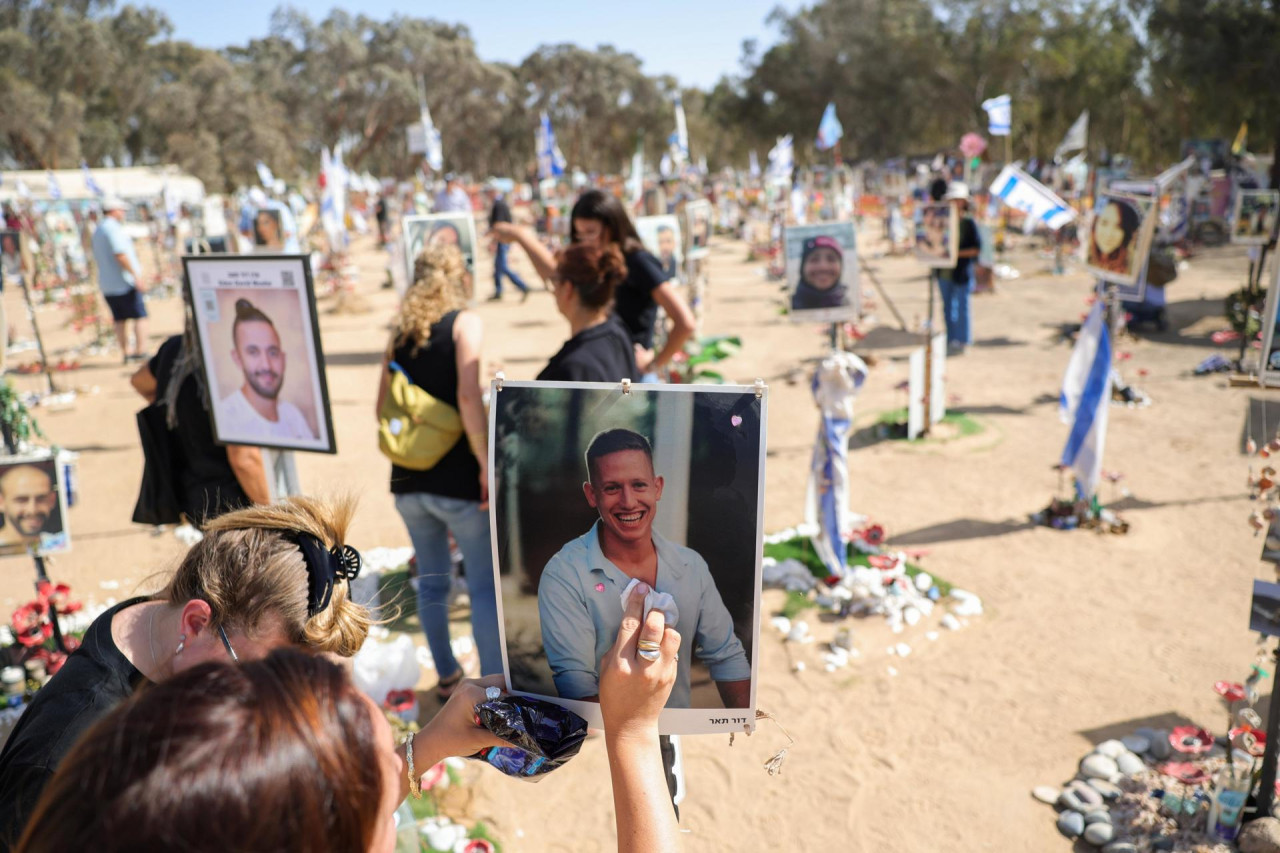 Familiares de las víctimas del atentado de Hamás, su primer aniversario. Foto: EFE.