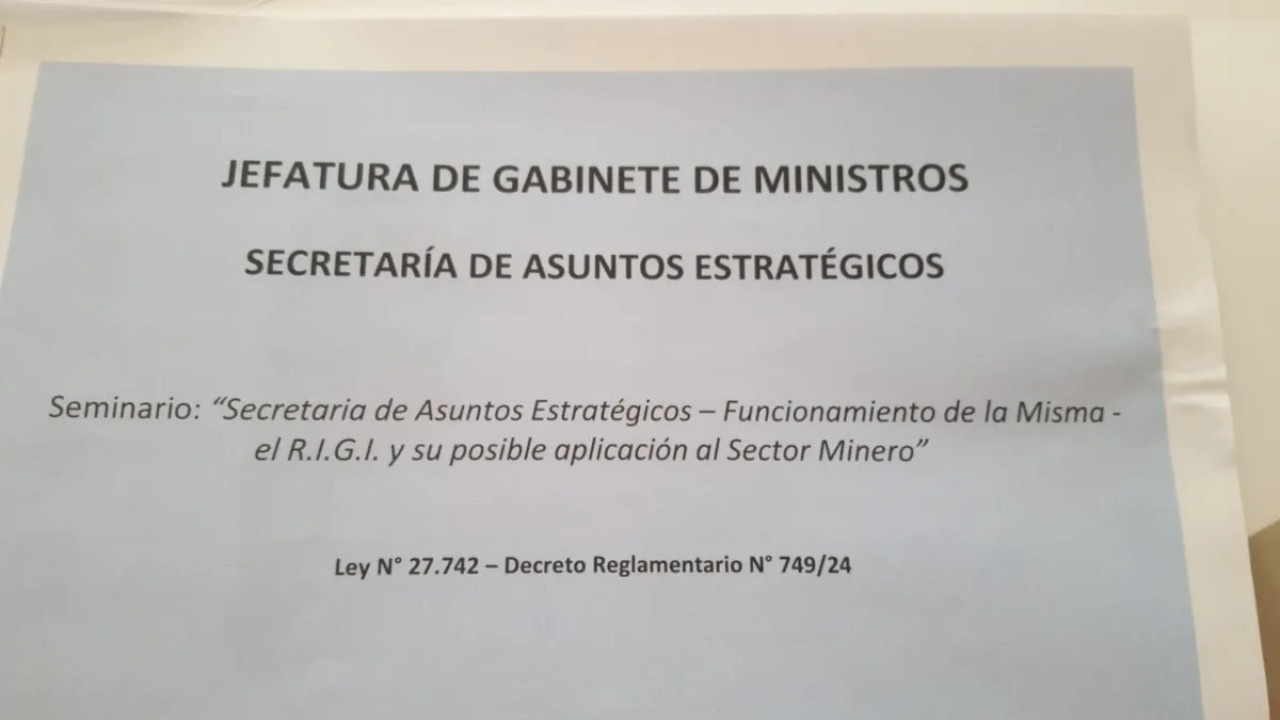 El Gobierno omitió a las Islas Malvinas en un mapa de Argentina.