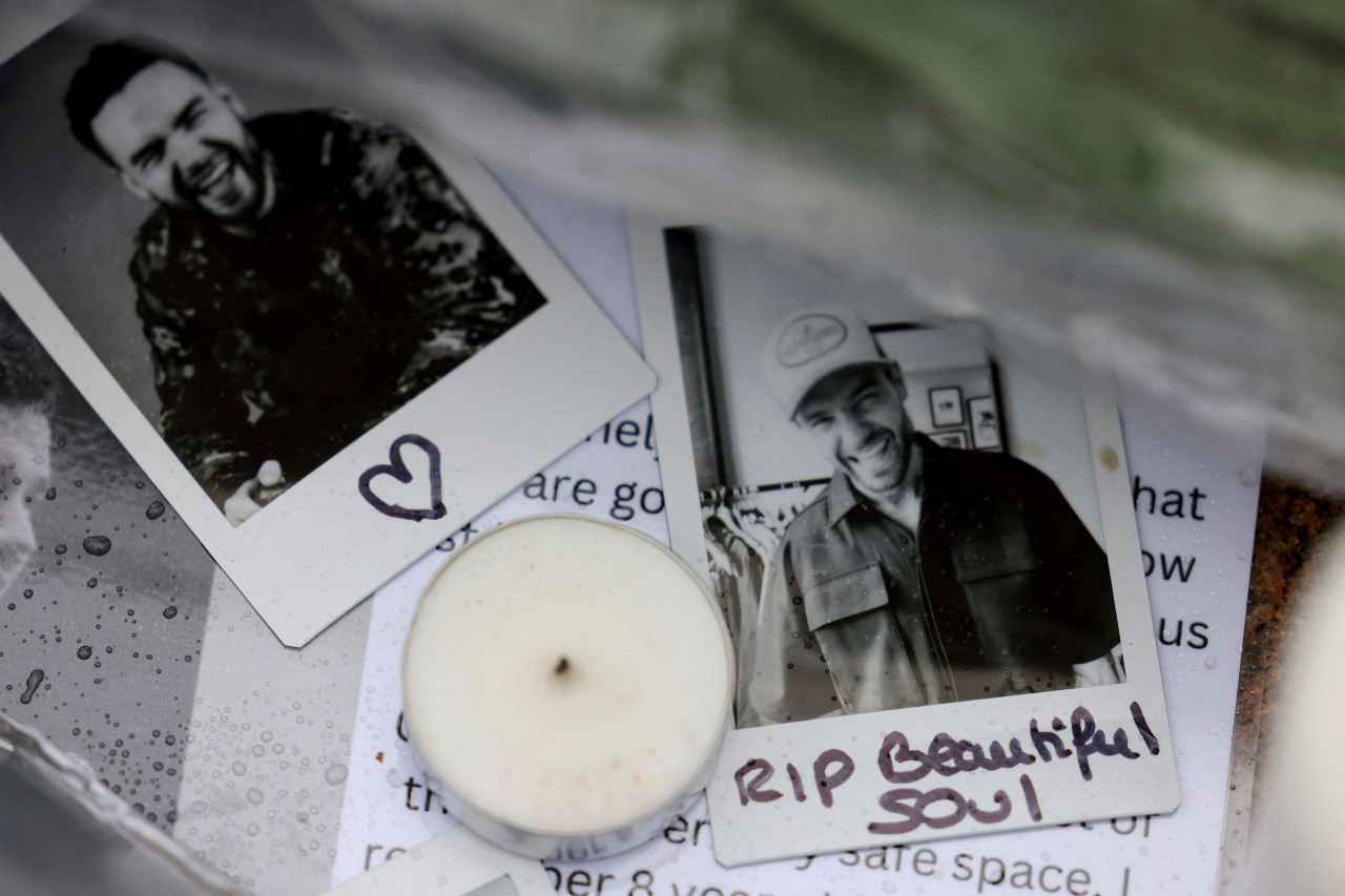 Fans de One Direction homenajean a Liam Payne en el londinense Hyde Park. Foto: Reuters.