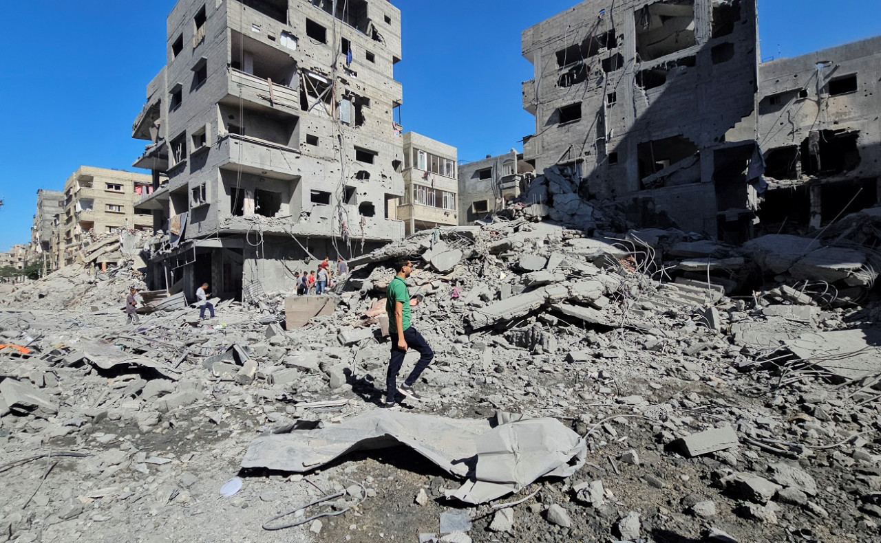 La destrucción de un complejo residencial en Beit Lahia, norte de Gaza. Foto: Reuters.