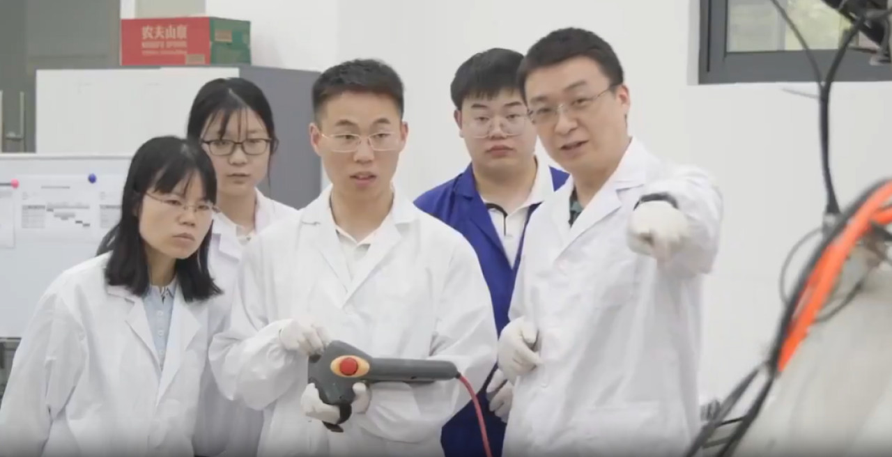 China crea ladrillos para construir en la Luna. Foto: Captura de video.