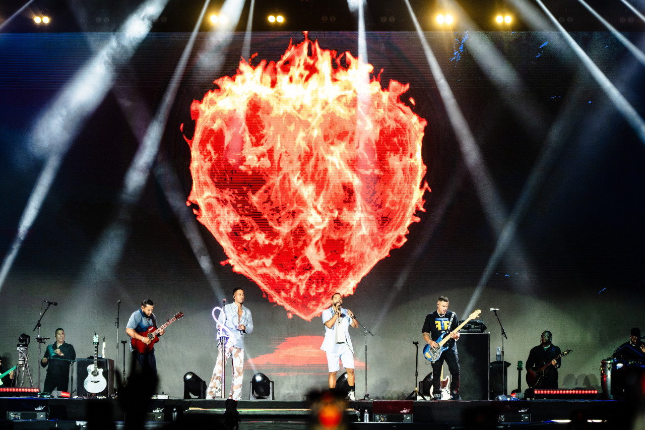 Show de Aventura en Velez. Foto: gentileza Fenix/@simon_canedo