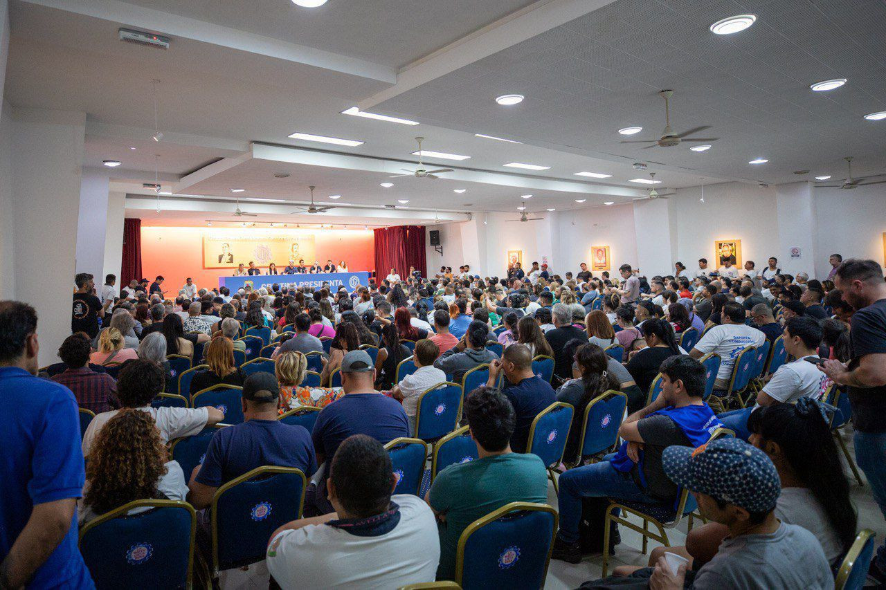 Presentación de la mesa “Cristina Presidenta” en Avellaneda