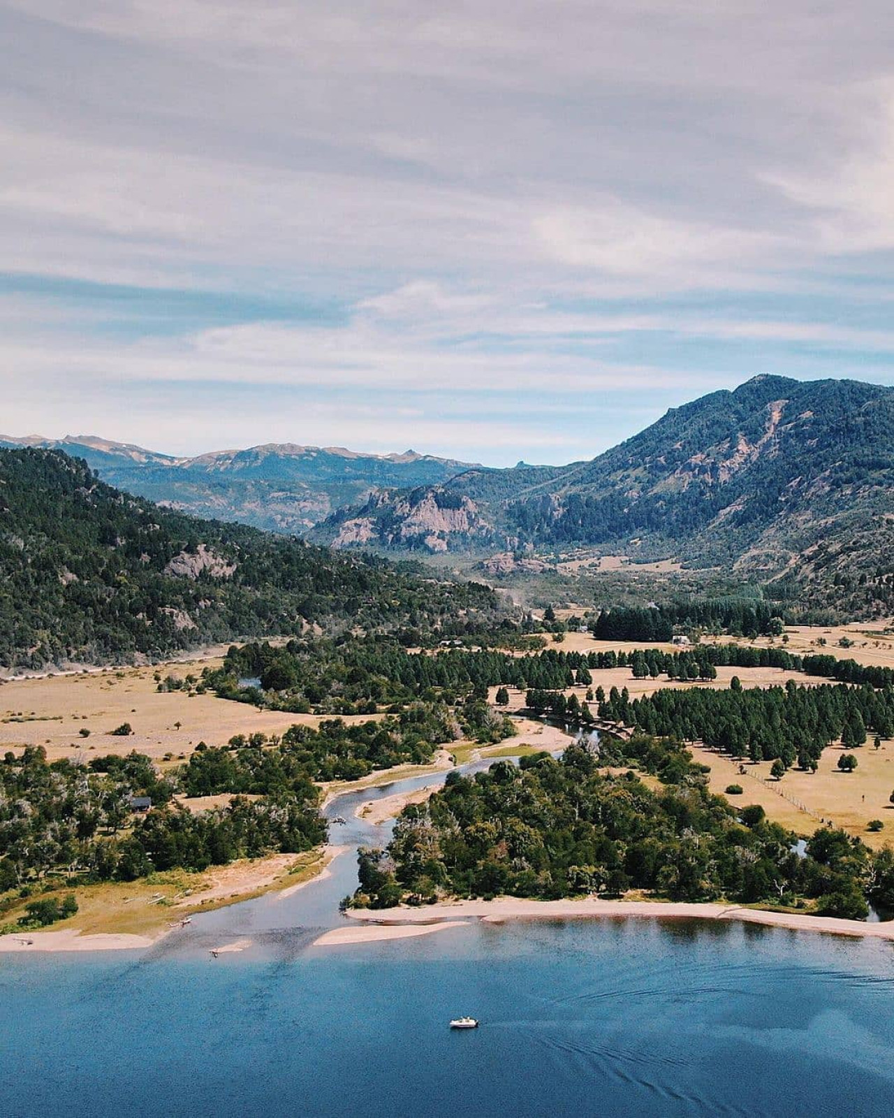 Villa Meliquina, Patagonia. Foto Instagram @recorreargentina40