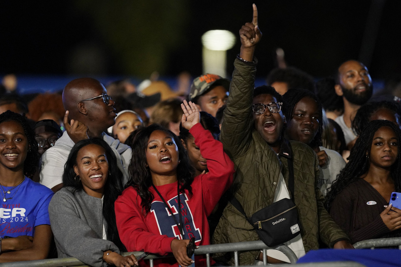 Fanáticos de Kamala Harris. Foto: Reuters.