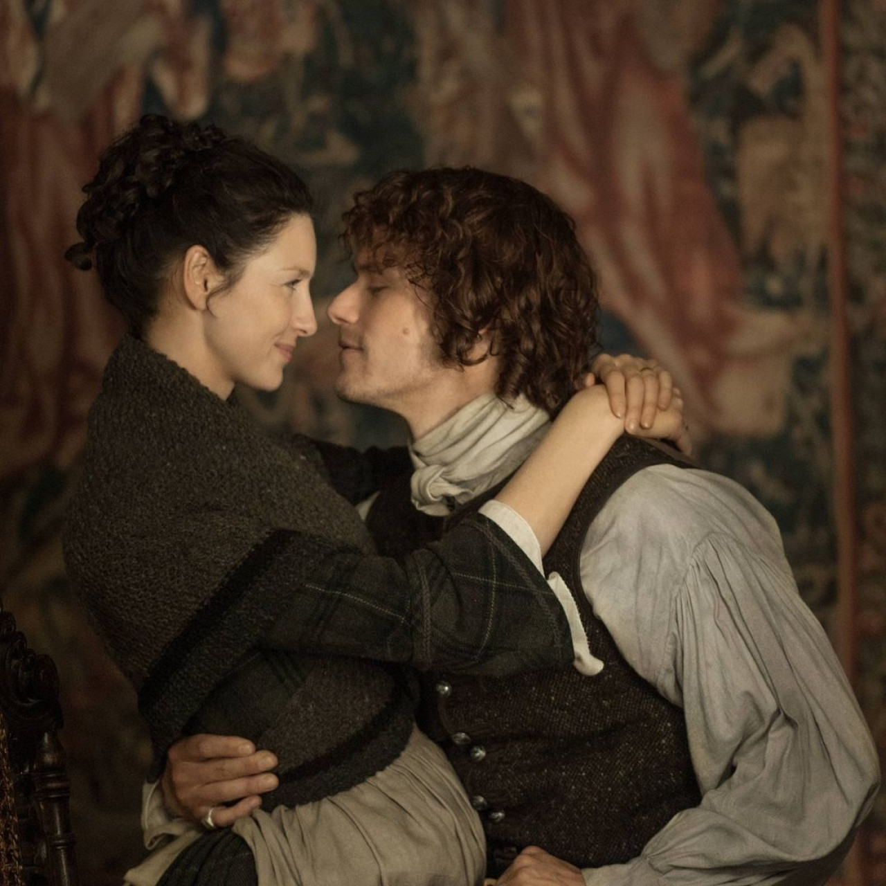 Claire y Jamie, Outlander. Foto Instagram @outlander_starz Todos los libros de Outlander