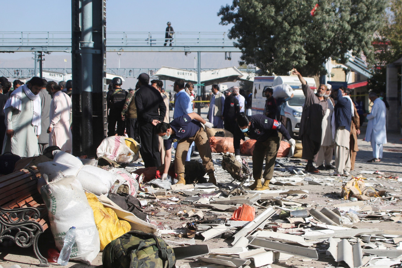 Explosión suicida en Pakistán. Foto: Reuters.