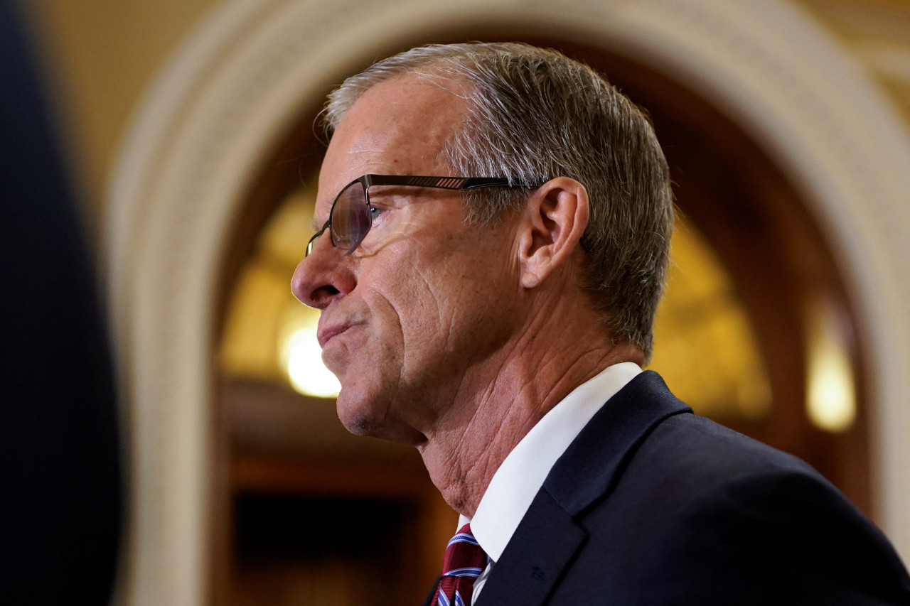 John Thune, líder republicano en el Senado. Foto: Reuters.