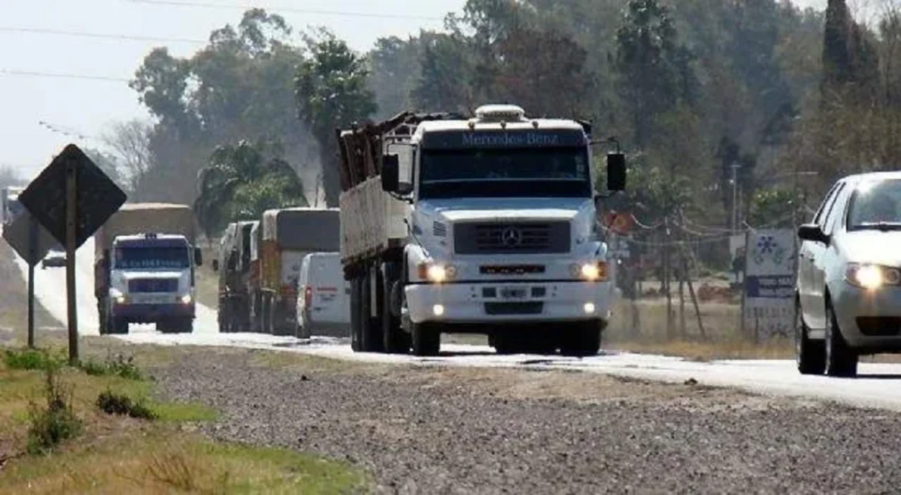 Camiones, ruta. Foto: Agencia Noticias Argentinas.