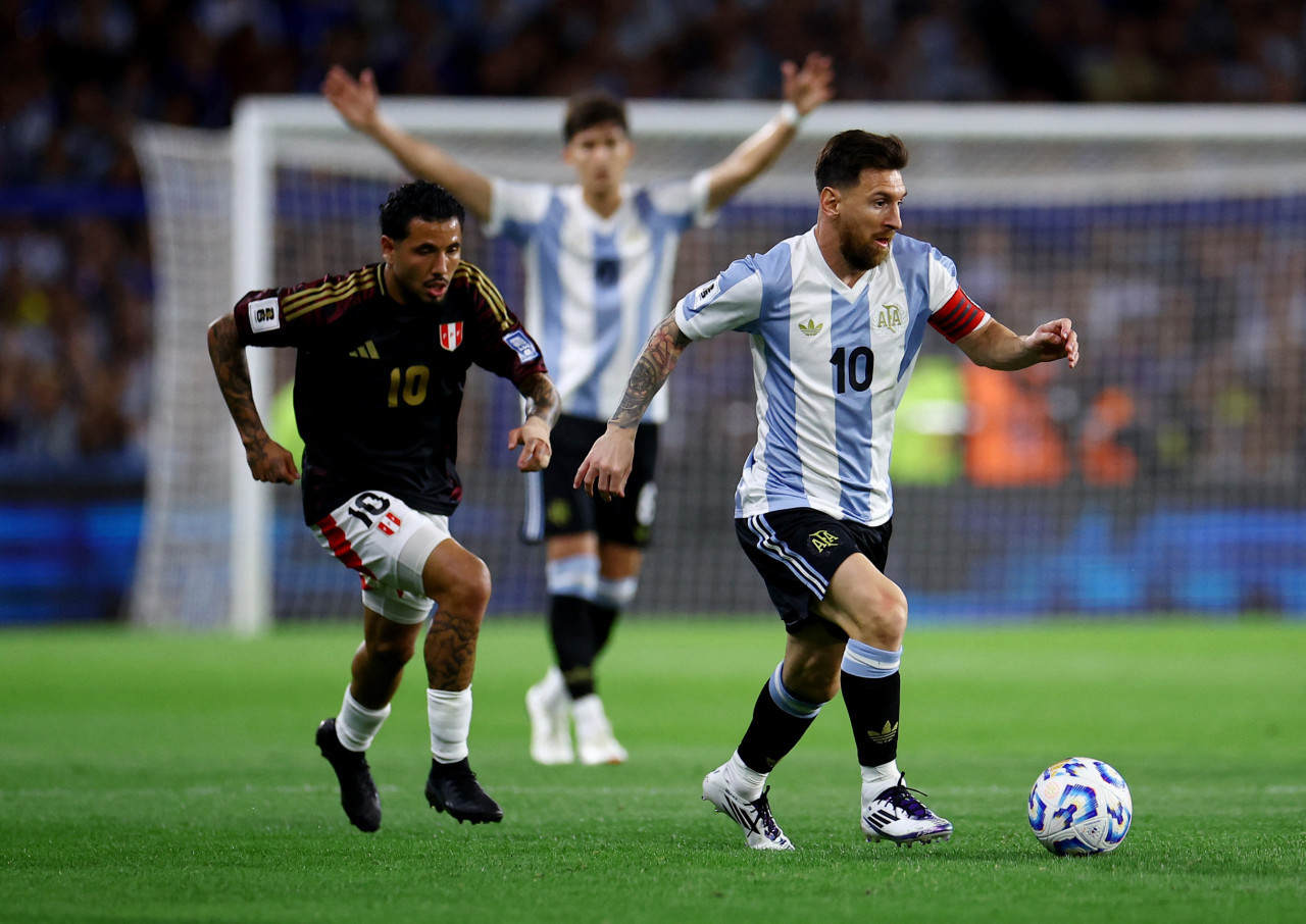 La Selección argentina recibe a Perú. Foto: Reuters.