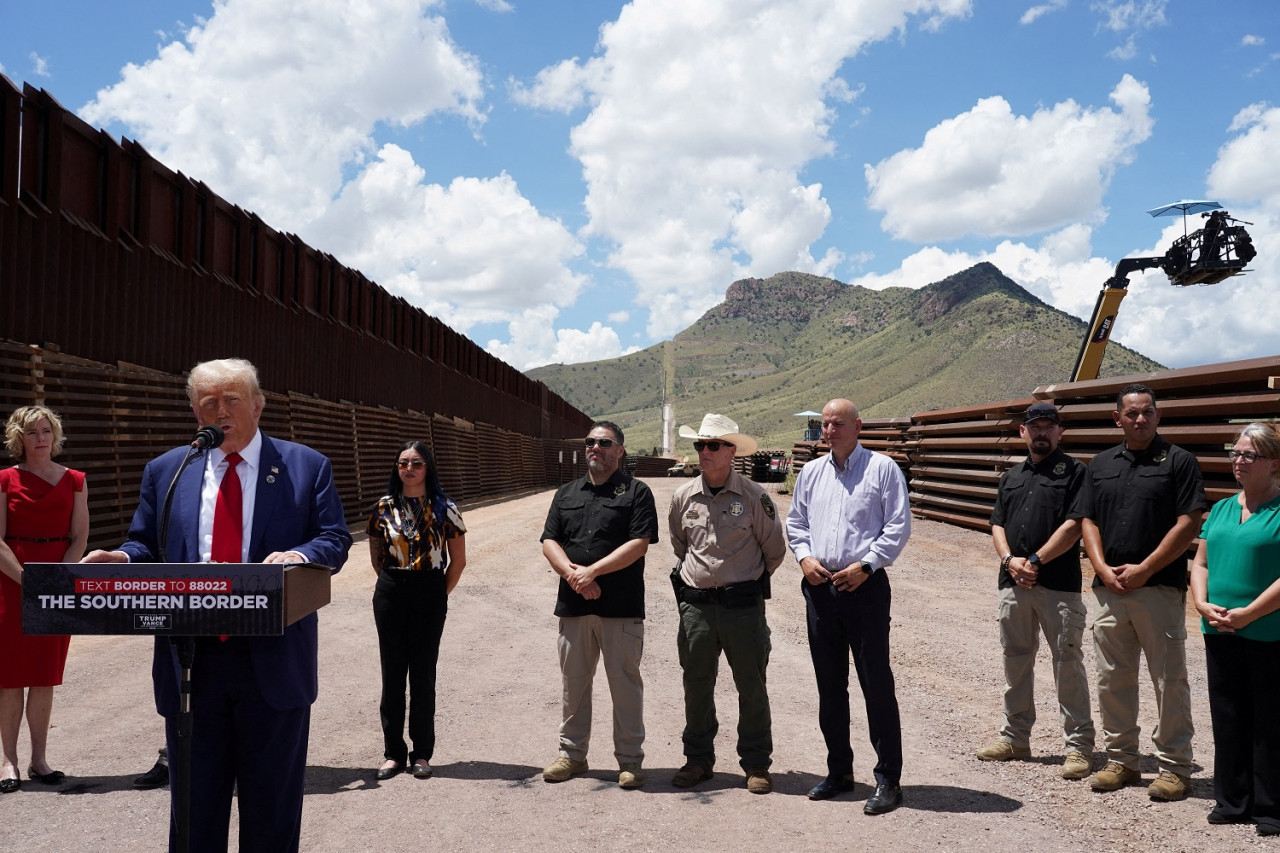 Trump, en la frontera México-Estados Unidos. Foto: Reuters