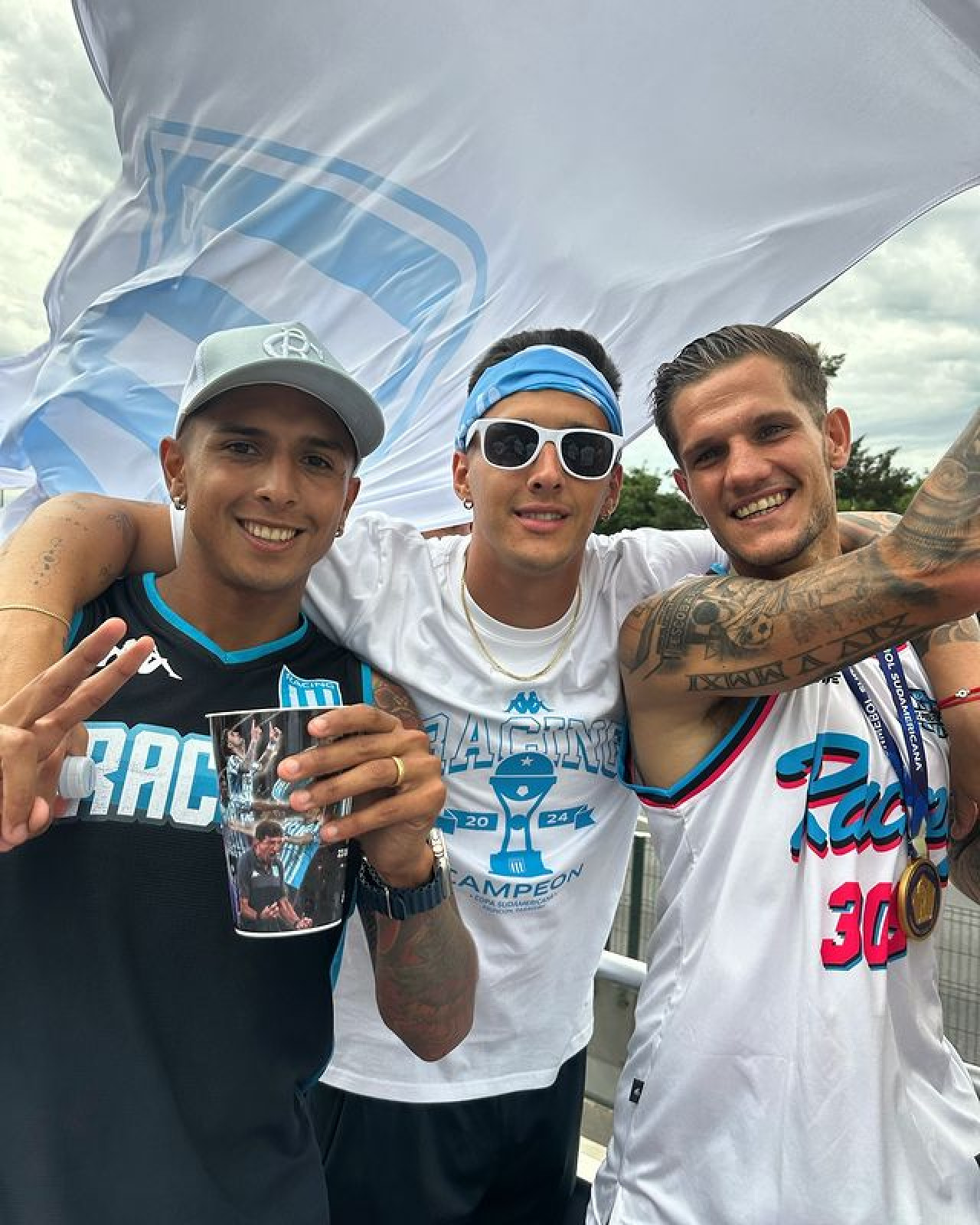 Festejos de Racing campeón de la Sudamericana. Foto: Instagram @racingclub