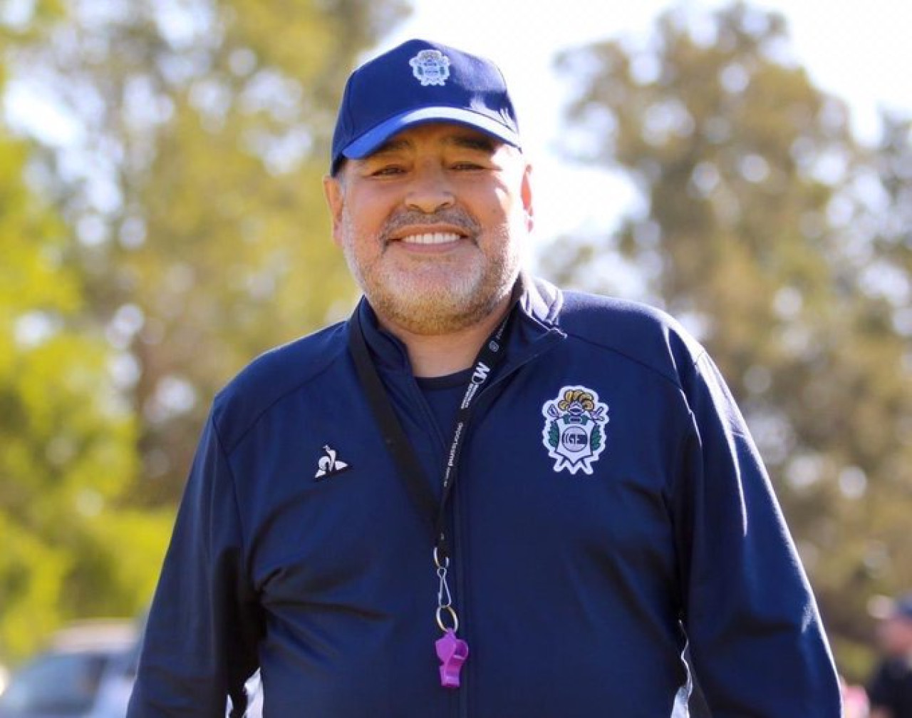 Diego Maradona supo ser DT de Gimnasia. Foto: X @gimnasiaoficial