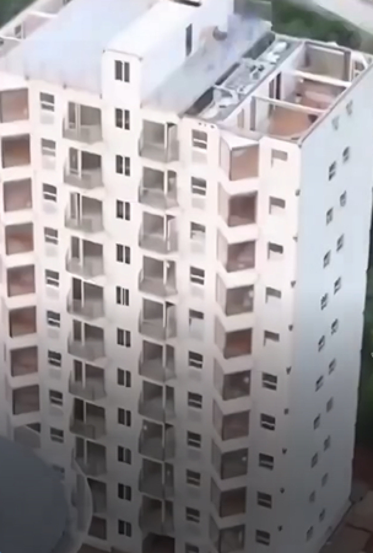 China construyó un edificio de 10 pisos en menos de 29 horas. Foto: captura de video.