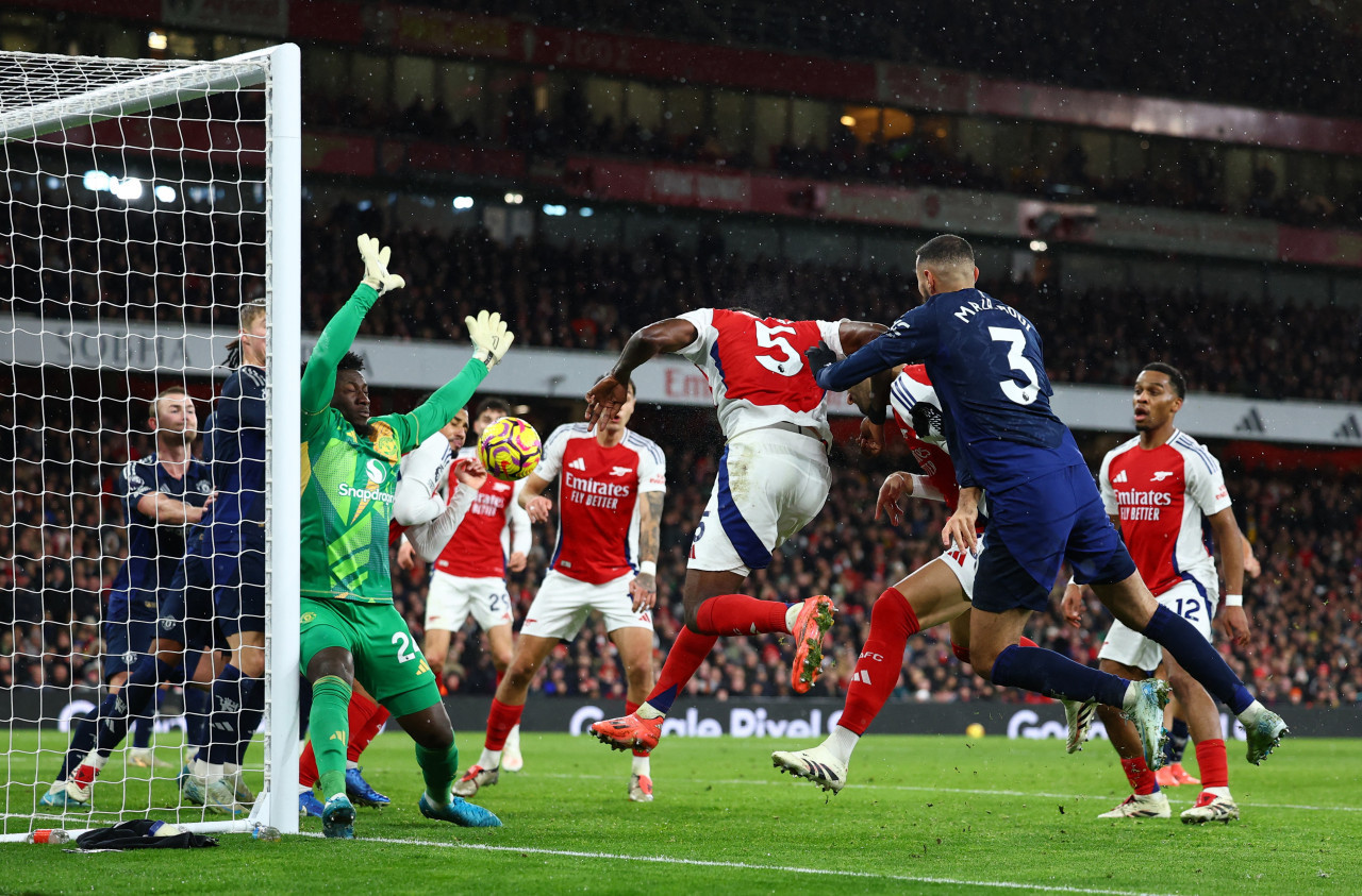 La pelota parada del Arsenal. Foto: Reuters.