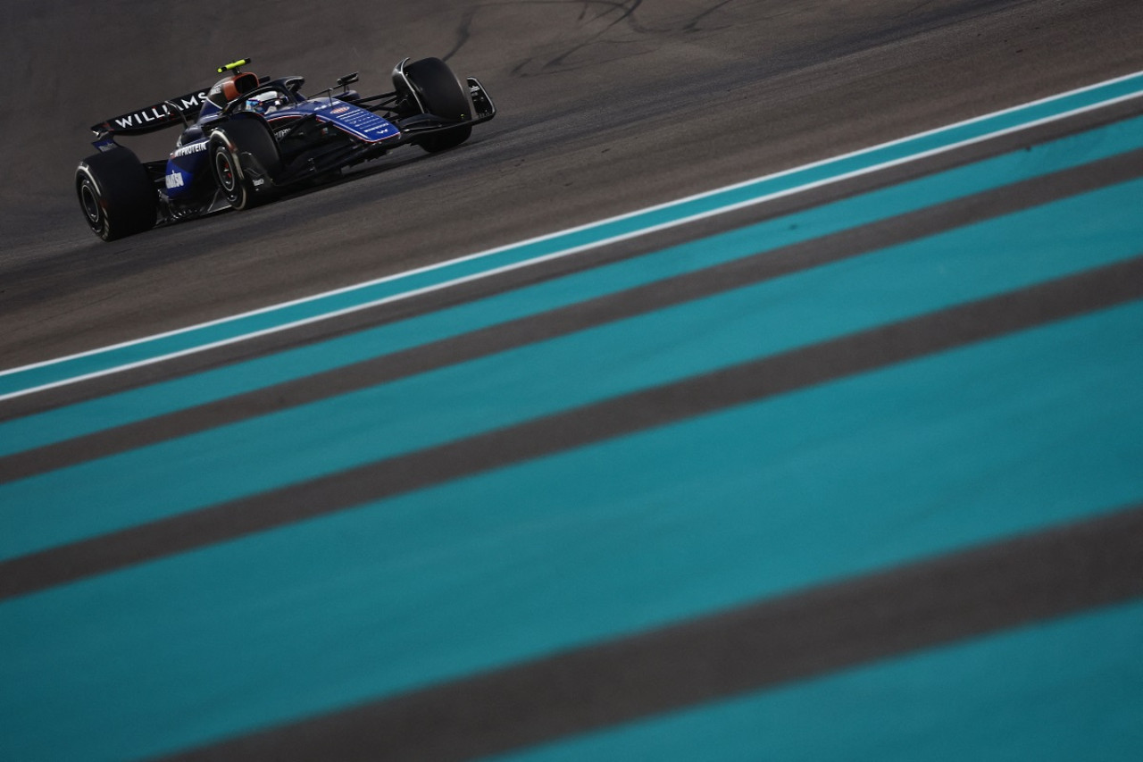 Franco Colapinto abandonó en el Gran Premio de Abu Dhabi de la Fórmula 1. Foto: Reuters.