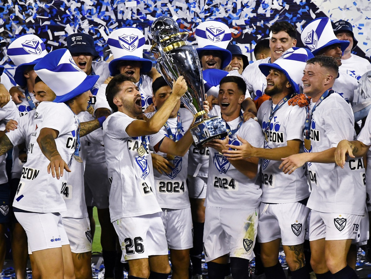 Los festejos de Vélez Sarsfield, campeón de la Liga Profesional 2024. Foto: Reuters.