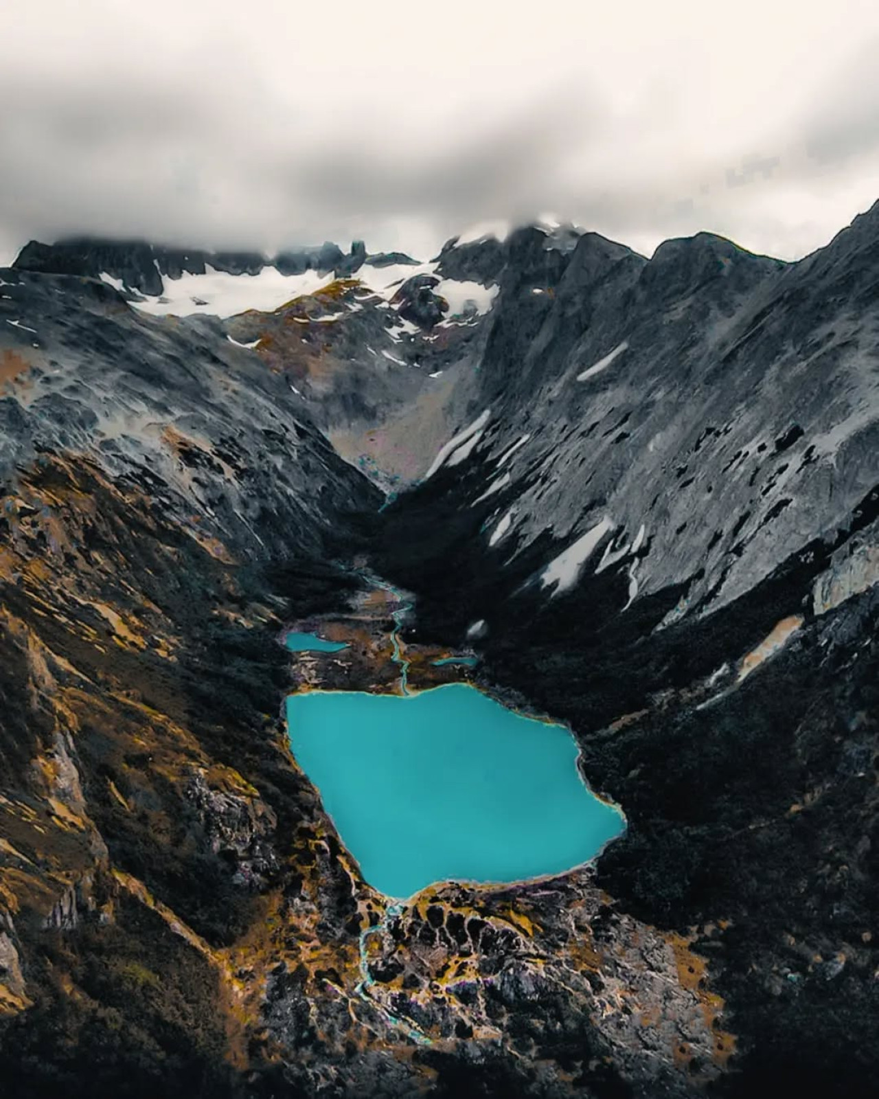 Laguna Esmeralda, Ushuaia. Foto Instagram @b.porti