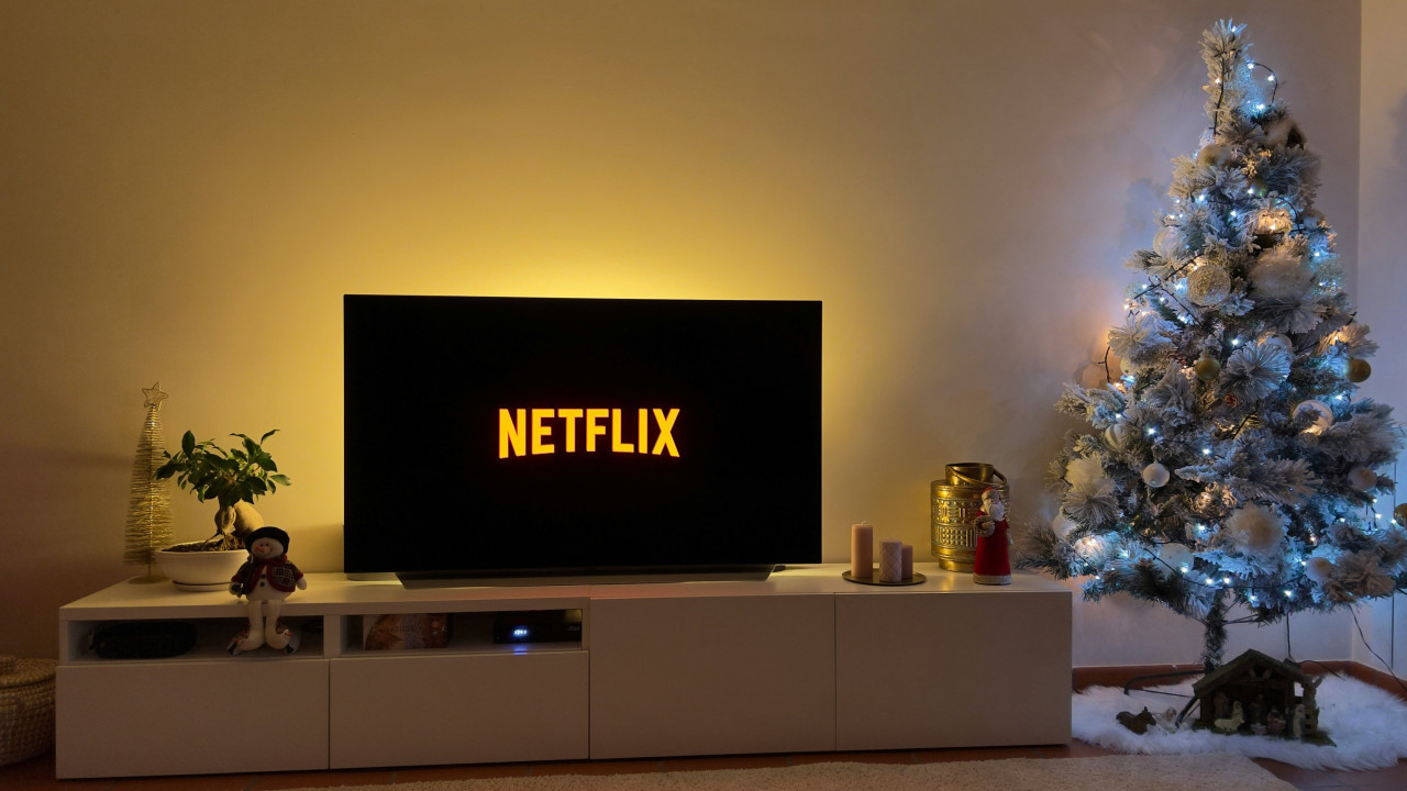 Netflix, Navidad. Foto: Unplash/Tomás Evaristo.