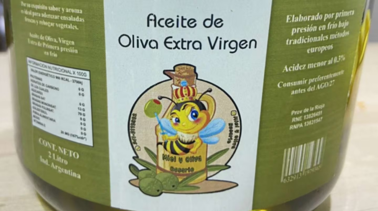 El aceite de oliva que prohibió la ANMAT. Foto: ANMAT.