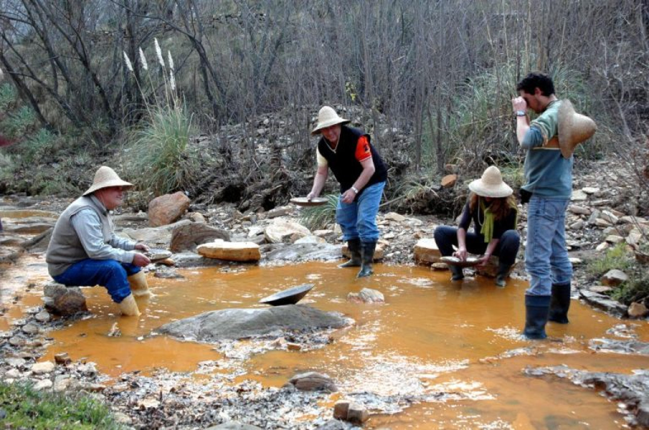 Actualmente, los turistas pueden buscar pepitas de oro. Foto: agenciasanluis