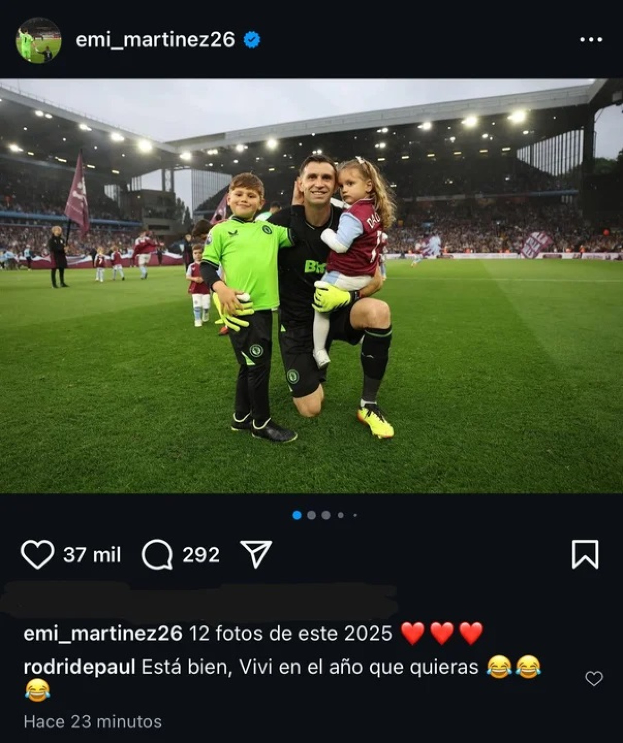 Blooper de Dibu Martínez en Instagram y respuesta de Rodrigo De Paul. Foto: NA - @emi:martinez26.