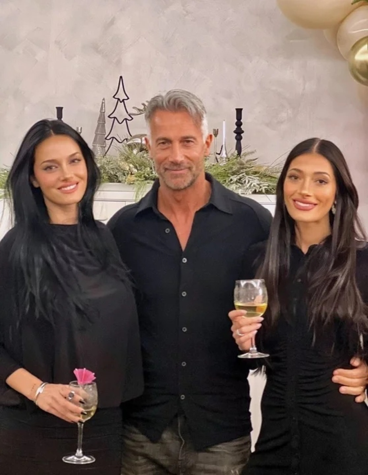 El look de Oriana Sabatini en Navidad. Fuente: Instagram