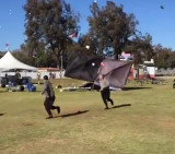 Tornado en el Rose Bowl en Pasadena