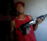 Menores con armas de guerra desafían a la policía (LMNeuquen)