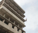 Por su orientación sexual lo arrojaron de un edificio