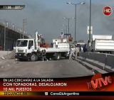 Desmantelan puestos en La Salada 