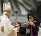 Papa - genocidio armenio (Reuters) 