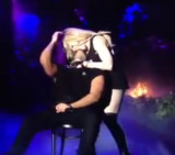 Beso de Madonna a Drake