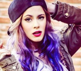 Martina Stoessel 