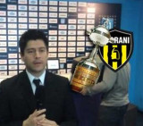 Afiches por la eliminación de Racing