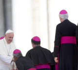 Papa Francisco y obispos