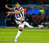 Carlos Tevez (Reuters)