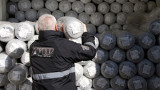 AFIP secuestró 170 toneladas de telas en el puerto (Prensa)
