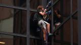 Sujeto escala la Trump Tower (Reuters)